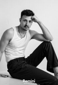 Emyly97 photo of me Pic 3