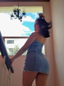 Zafira_ A VERY PHOTOGRAPHIC GIRL 😏 Pic 2