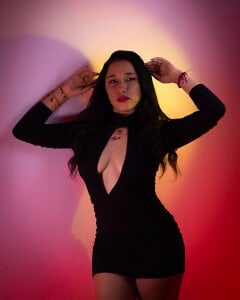 JessyBarnet Pleasure in red Pic 4