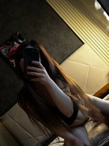 Amely_Li1 Public Pic 3