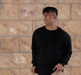 Yooo de poliakovxx  2 Imagens