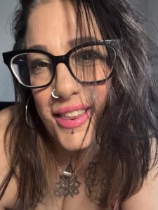 IvyBelle_MilfUK Playboy Pic 7