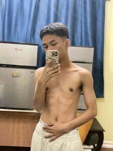 TheBoyAboveYou Public зображення 4