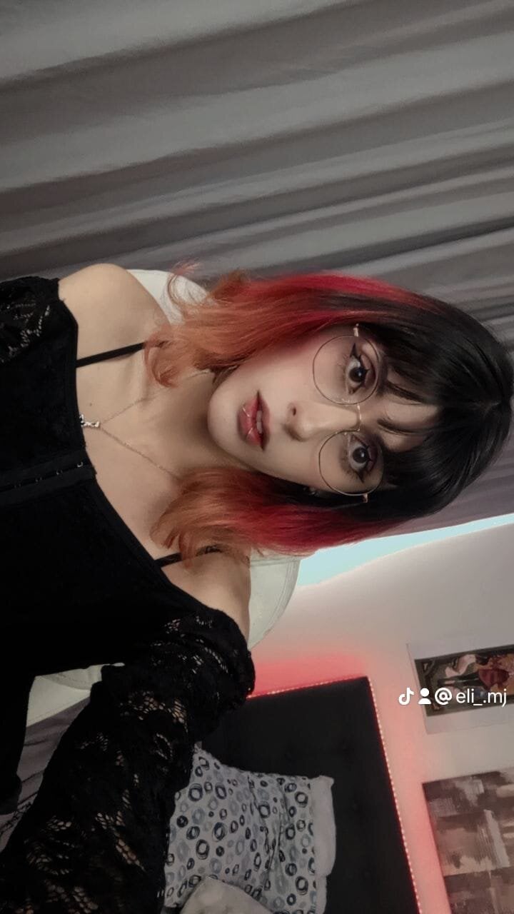 Foto  1507 de goth_minerva – em alta