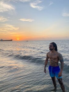 nabucodonosor2 Beach Pic 3