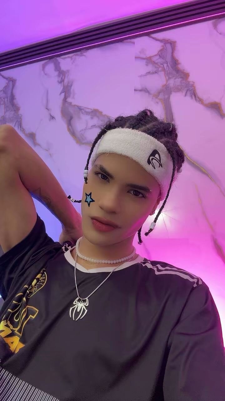 JacobBlackwell_ Trending Plaatje 3058