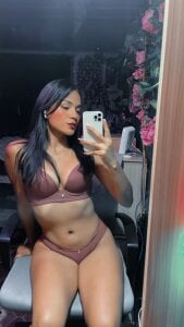 Samara_Homescapes Hot in here Pic 4