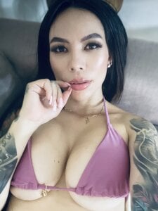 Alice_Price_ Offline Pic