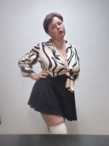 EllaLove2277 Public Pic