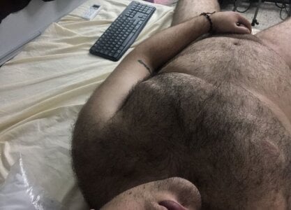 big_bearrrのHairy bearの 2枚の写真