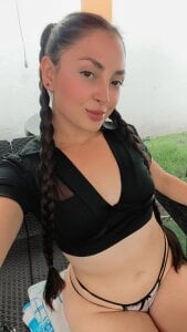 Public od ArianaDominguezPink_  4 snímek