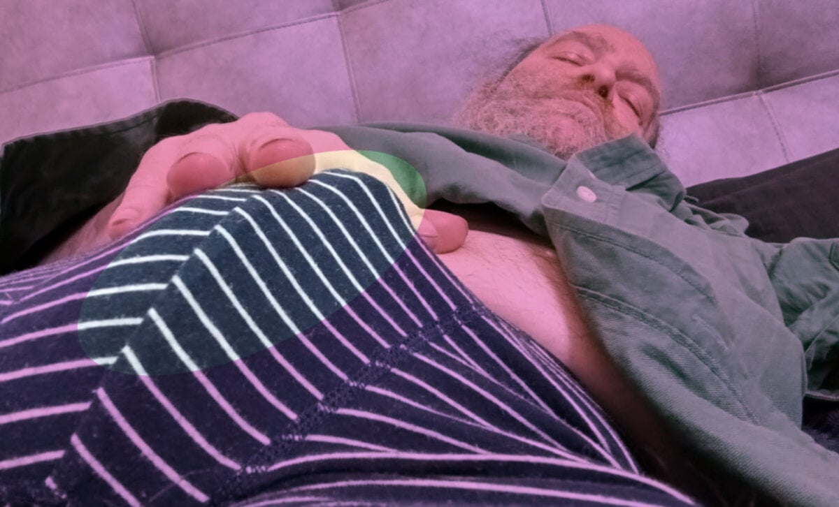 Foto  4241 de Uncle_Hottie – em alta