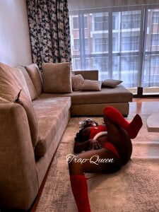 Trap-Queen01 Merry Christmas and happy new year Pic 2