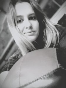 karina160000 Public  5টি ছবি