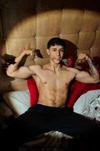 Cristopher23_ ❤️ Valentine's Day Pic 4