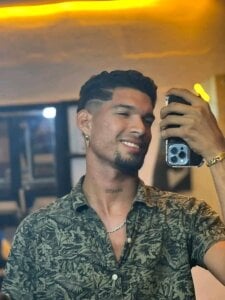 CarlosHotVibes: vibe hot ( 2 фото)