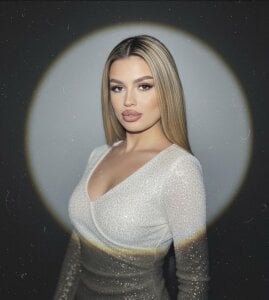 Your_Jessy Public Pic 4