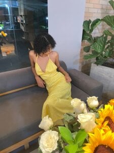 Lila-Rose yellow wonder Foto 2