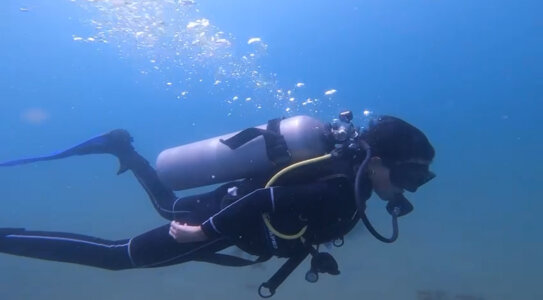 lorna_cox_bdsm Open water diving Pic 7