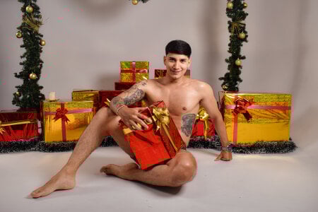 Damian23__ this will be a very hot christmas Pic 4
