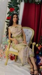 anna_alvarez Even elegance can be seductive on a Christmas night 🎄😈 Foto