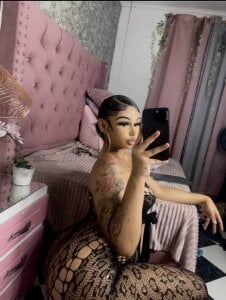 Mia_Jansen🖤 Bild 3