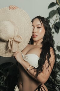 ZaraKafruni I know you want to taste me 圖片