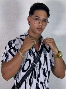 Andres_Santos777 🪩 Pic