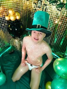 Kevin_Charless Public รูป  2