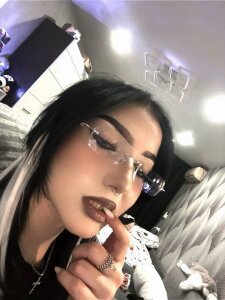 TomiRodenberg MY LITTLE WORLD Foto 3