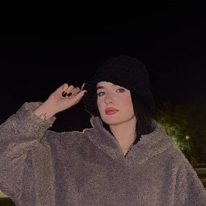 Golden Hour Glow 🌅 de LovestKetie  2 Imagens