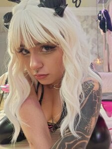 BizzyNoar My body is hot 🍆 Εικόνα 3