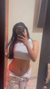 scarlettvelmont Public Pic 3