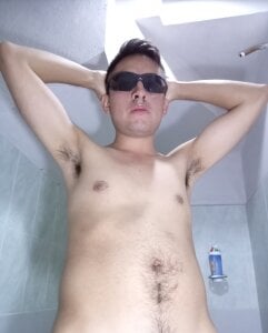 dantevelez Sin playera.  9টি ছবি