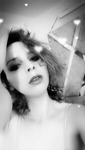 Sophia_Storm Public Pic 2