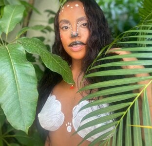 Tiifany_Baker wild deer 🤎 Gambar 8