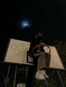 🥷🏼 de Juanse_Colling  Imagens