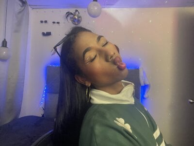 Alissemasiel Kiss รูป  4