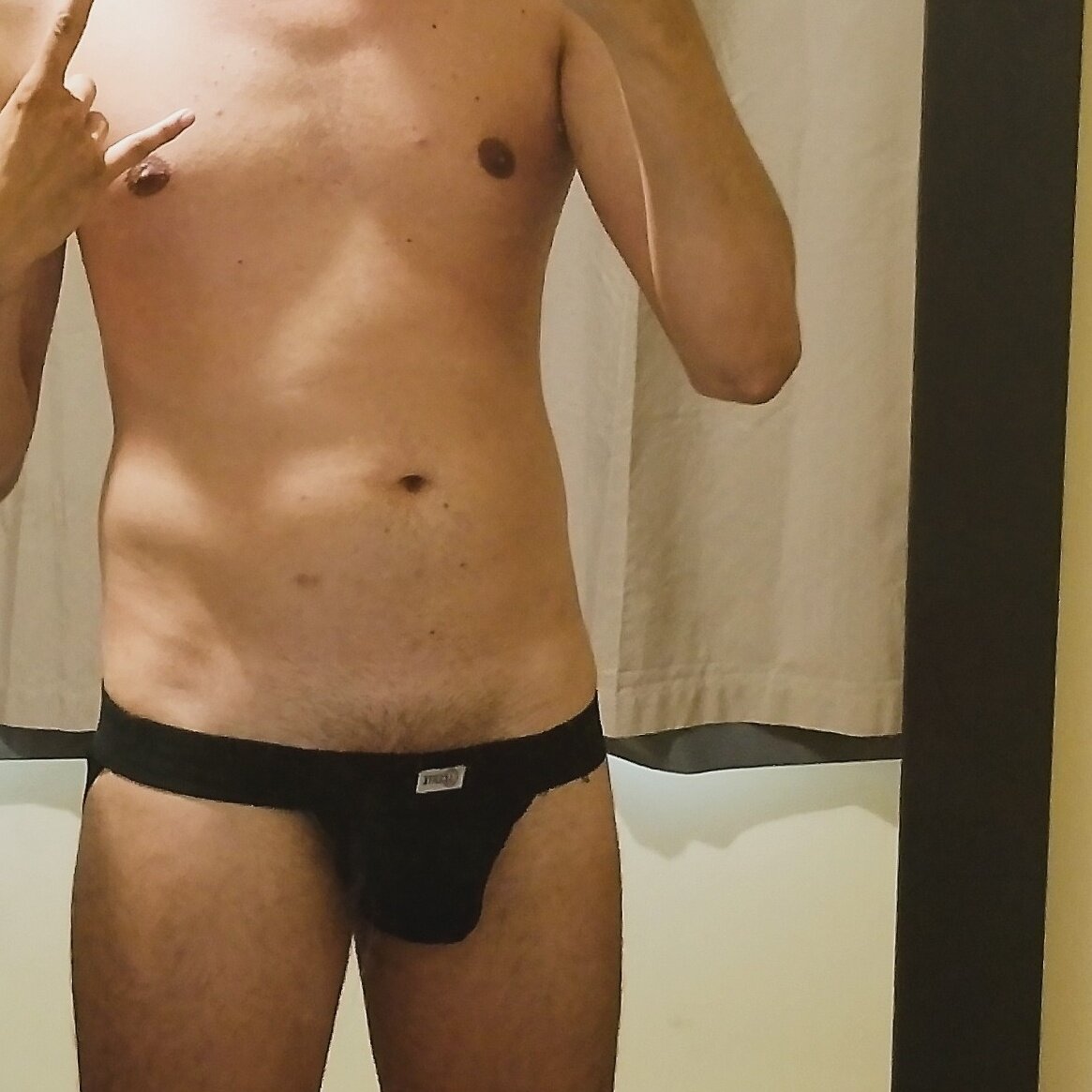 arielluzcruz666 Public 圖片