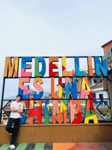 Medellin de seder_4  3 photos