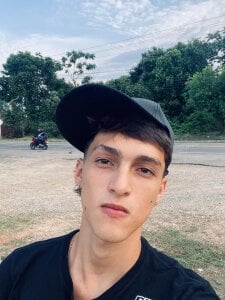 NoahMaels Public Foto 3