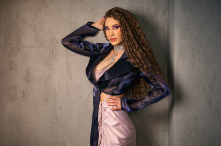 AngelaDevins Glamorous addiction Pic 7