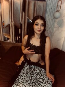 KiraaWild RETURN 😈😈🖐️ Pic 6