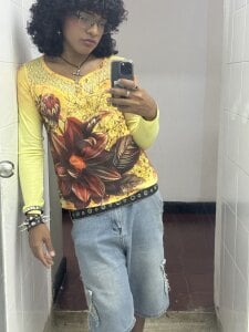 Mee od FemboyCarti  2 snímek