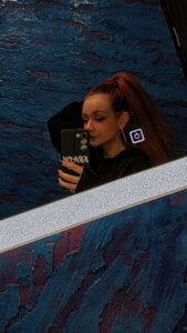 Helen_Fomes Public Pic 4