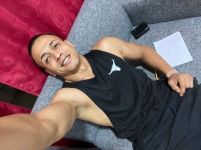 apol0o_ Public Pic 4