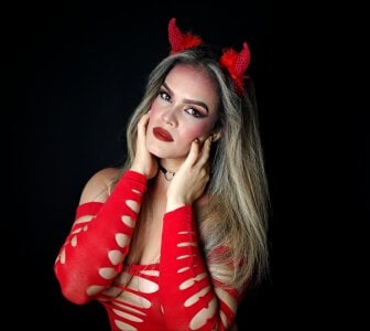 greatASS_Latina sexy devil Foto 2