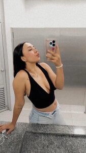 NatashaRoss_t Public Pic 4