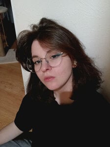 Milana_Cold Public Pic 4