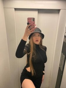 AngelAmalia Public Pic 3